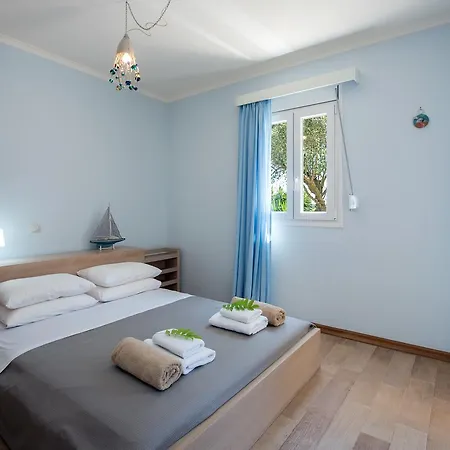 Aziza Villa *