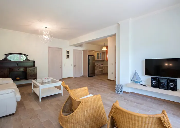Aziza Villa Kastellanoi (Agios Georgios (Corfu))